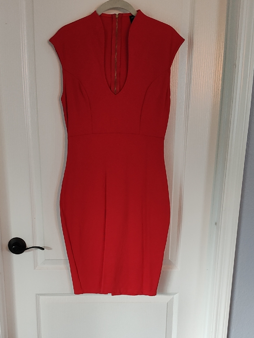 privy Red Cap-Sleeve V-Neck Sheath Dress